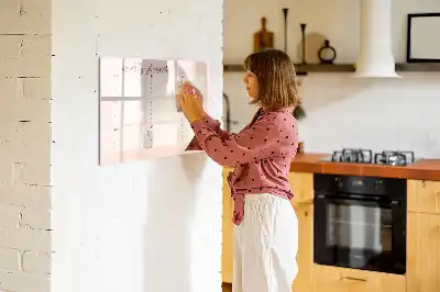 Magnetický týdenní plánovač v roztomilém provedení s možností psaní