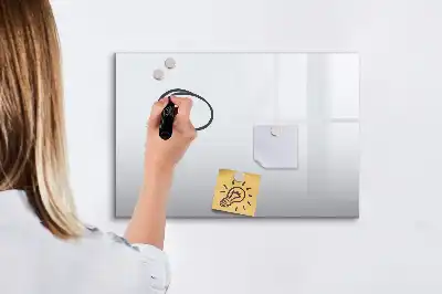 Magnetická kreslící tabule ve světle bílé barvě