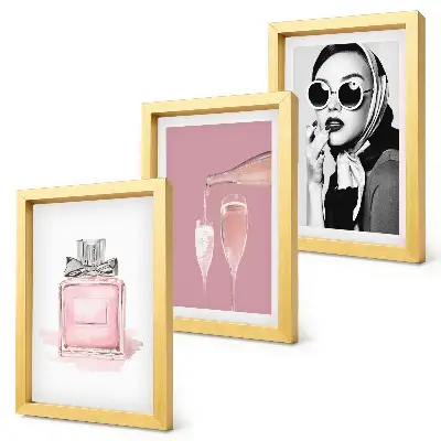 Sada obrazů na zeď stylové dámské doplňky v růžových odstínech