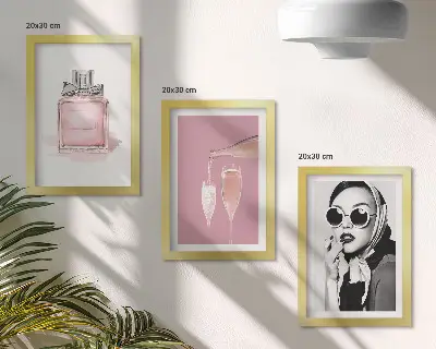 Sada obrazů na zeď stylové dámské doplňky v růžových odstínech