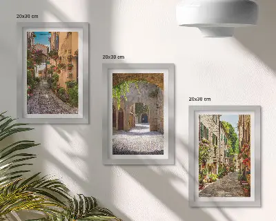 Sada obrazů na zeď italské ulice s květinami a krajinářskou architekturou