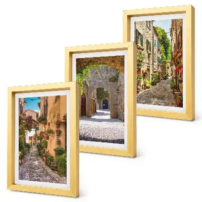 Sada obrazů na zeď italské ulice s květinami a krajinářskou architekturou