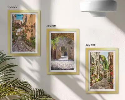 Sada obrazů na zeď italské ulice s květinami a krajinářskou architekturou