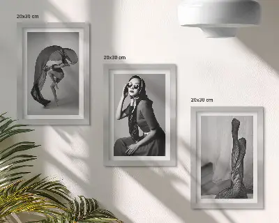Sada obrazů na zeď stylové černobílé portréty žen v elegantních pózách