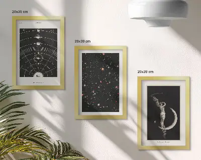 Sluneční soustava a galaxie s postavou na Měsíci sada tří obrazů