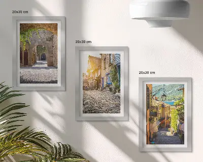Sada obrazů na zeď okouzlující uličky s kamennými budovami a branami
