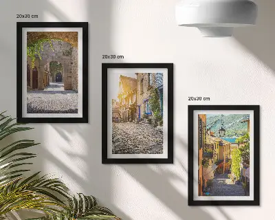 Sada obrazů na zeď okouzlující uličky s kamennými budovami a branami