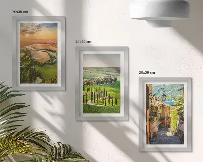 Sada tří obrazů italská krajina s řekou, kopci a městskou ulicí