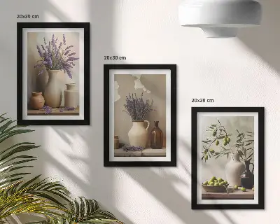 Sada tří obrazů květiny ve vázách s olivami a přírodní dekorací