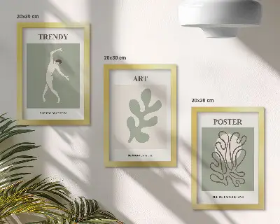 Sada tří obrazů abstraktní postavy a rostlinné motivy v tlumených barvách