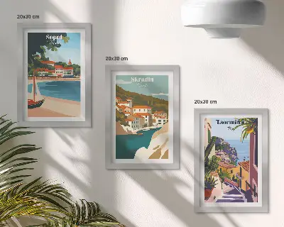 Vícedílný obraz v rámu stylové ilustrace s výhledem na přímořské město