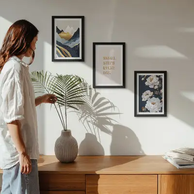 Vícedílný obraz v rámu abstraktní horské květiny s inspirativním nápisem