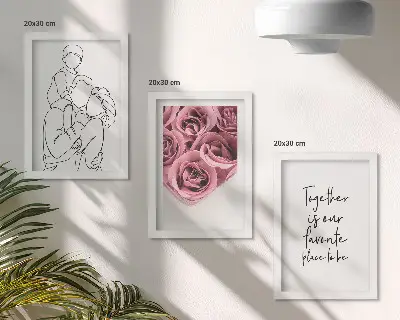 Sada obrazů na zeď s lineartem rodiny a růžových kytic s nápisem domů