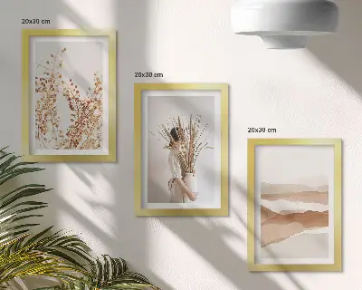 Vícedílný obraz v rámu s abstraktními rostlinnými motivy v rustikálním boho stylu