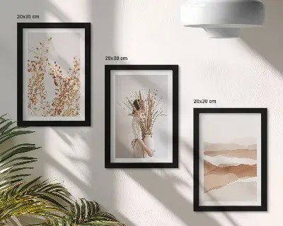 Vícedílný obraz v rámu s abstraktními rostlinnými motivy v rustikálním boho stylu