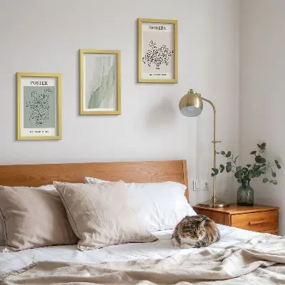 Sada obrazů na zeď květiny ve váze v moderním minimalistickém stylu