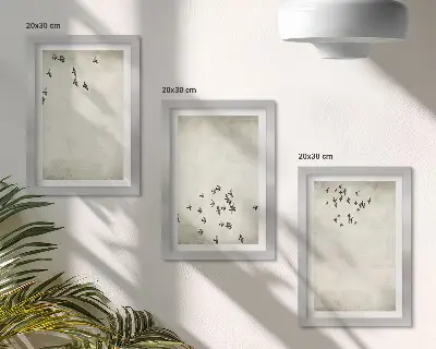 Sada tří obrazů minimalistický motiv letících ptáků