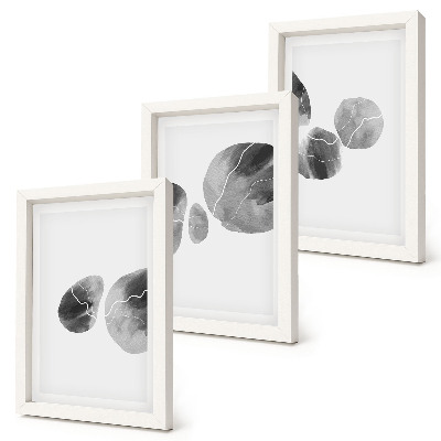 Sada tří obrazů Abstraktní minimalistická malba s skvrnami od barvy