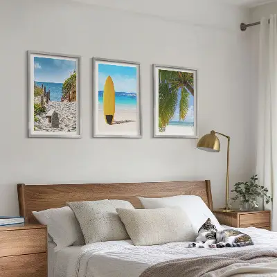 Sada 3 obrazů prázdninové pláže s vlnami a palmami