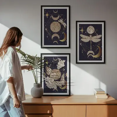 Sada obrazů do obývacího pokoje s přírodními motivy měsíčních květin