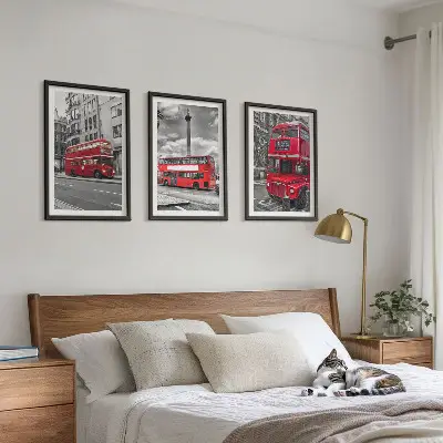 Sada 3 obrazů červené londýnské autobusy