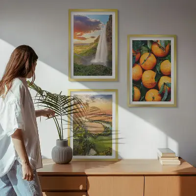 Sada obrazů do obývacího pokoje vodopád a oranžové hory