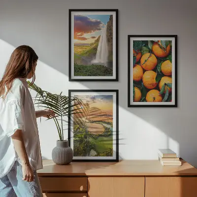 Sada obrazů do obývacího pokoje vodopád a oranžové hory