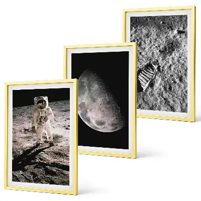 Kompozice obrazů na stěnu fotografie astronauta z Měsíce