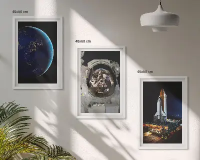 Sada 3 obrazů vesmírná Země s astronautem a raketou