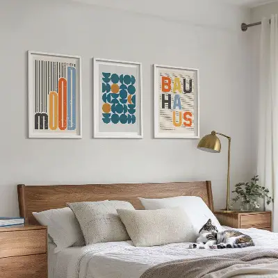 Sada obrazů do obývacího pokoje s geometrickými vzory ve stylu Bauhaus