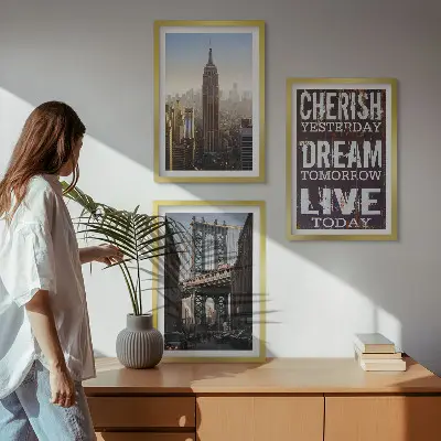 Sada obrazů do obývacího pokoje s motivem newyorské krajiny s citátem