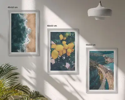Sada obrazů do obývacího pokoje s motivem mořské pláže, citronů a hor