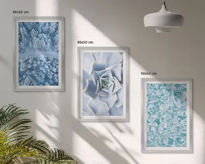 Sada obrazů na stěnu motiv zimní les v modrých tónech