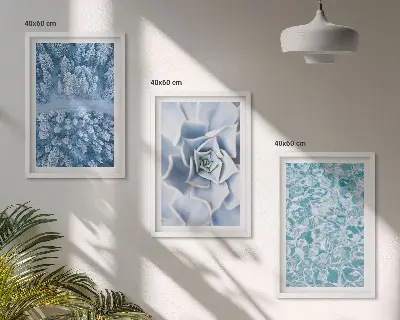 Sada obrazů na stěnu motiv zimní les v modrých tónech