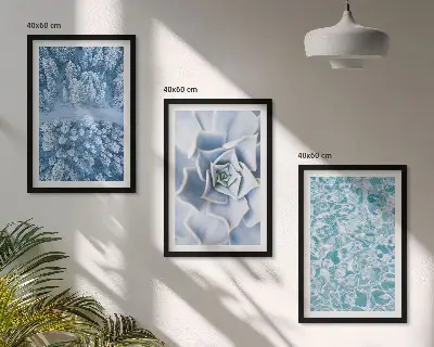 Sada obrazů na stěnu motiv zimní les v modrých tónech
