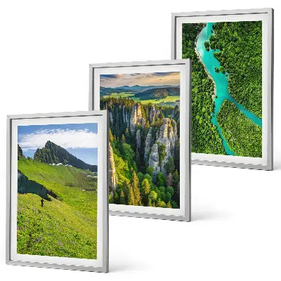 Sada obrazů do obývacího pokoje zelené hory s řekou a skalami
