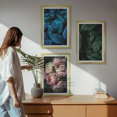Sada obrazů do obývacího pokoje s listy, květy a v různých barvách