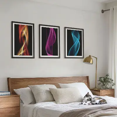 Sada obrazů do obývacího pokoje neonové vlnité linky na tmavém pozadí