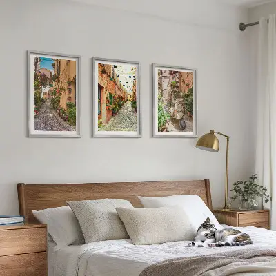 Sada 3 obrazů s motivem italské ulice s květinami