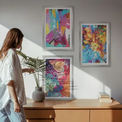 Sada obrazů do obývacího pokoje s barevnými abstraktními vzory