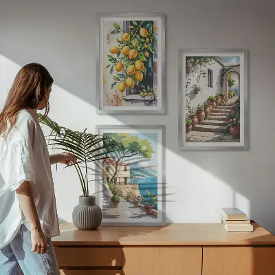 Sada obrazů do obývacího pokoje s citrony, květinami a výhledem na moře