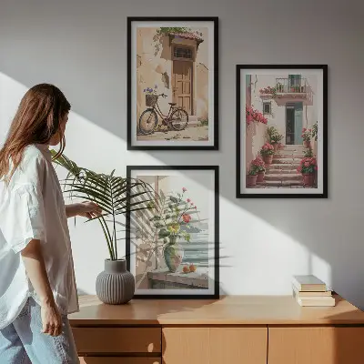 Sada 3 obrazů ulice s květinami a koly
