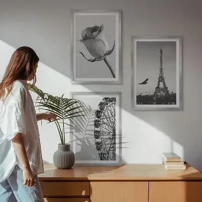 Sada obrazů do obývacího pokoje ruské kolo s růžovou Eiffelovou věží