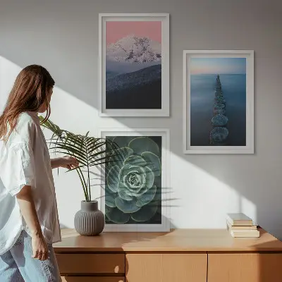 Sada obrazů do obývacího pokoje s motivem hor, růžové oblohy, vody a sukulentů