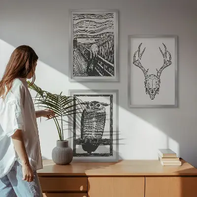 Kompozice obrazů na stěnu grafika křičící lebky se sovou