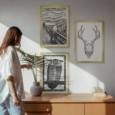 Kompozice obrazů na stěnu grafika křičící lebky se sovou