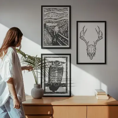 Kompozice obrazů na stěnu grafika křičící lebky se sovou