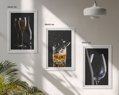 Sada 3 obrazů Sklenice vína a whisky na černém pozadí