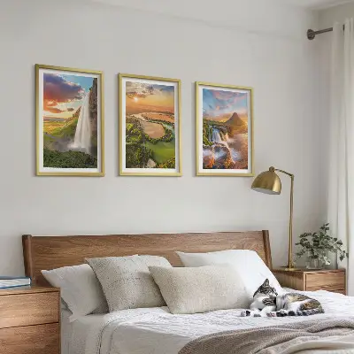 Sada obrazů do obývacího pokoje s motivem západu slunce nad vodopády