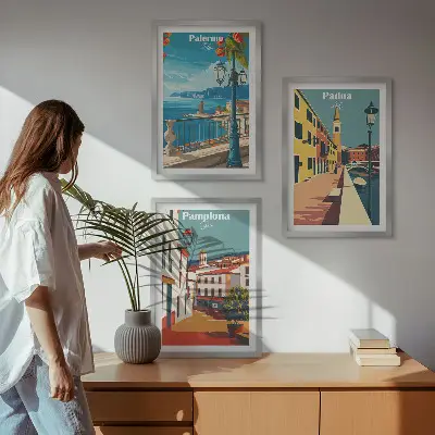 Kompozice obrazů na stěnu retro město ilustrace